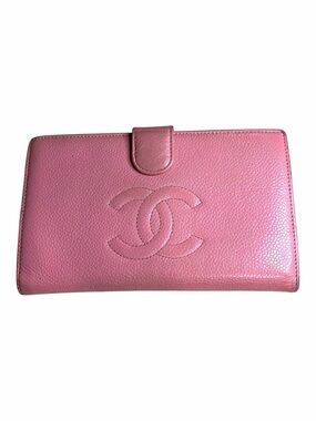 Chanel caviar wallet pink 💕